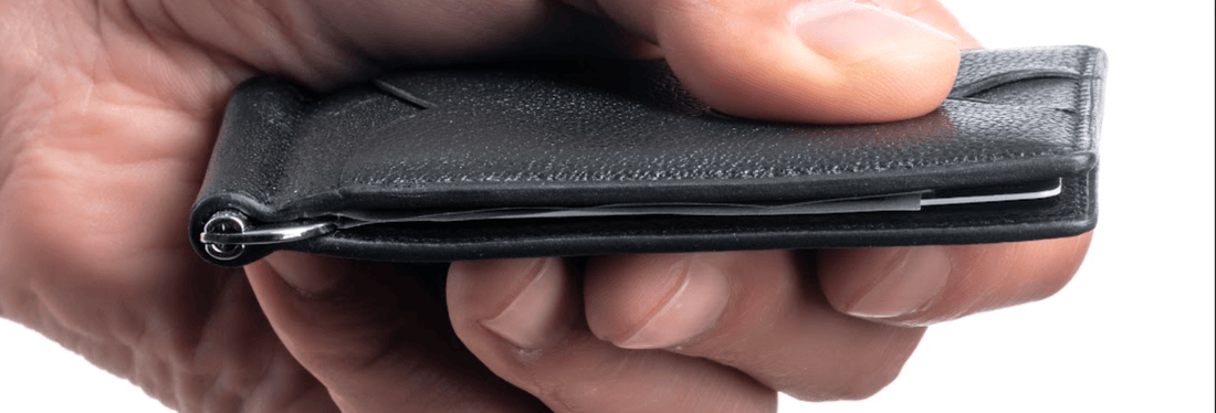 REASONS TO USE SLIM WALLETS